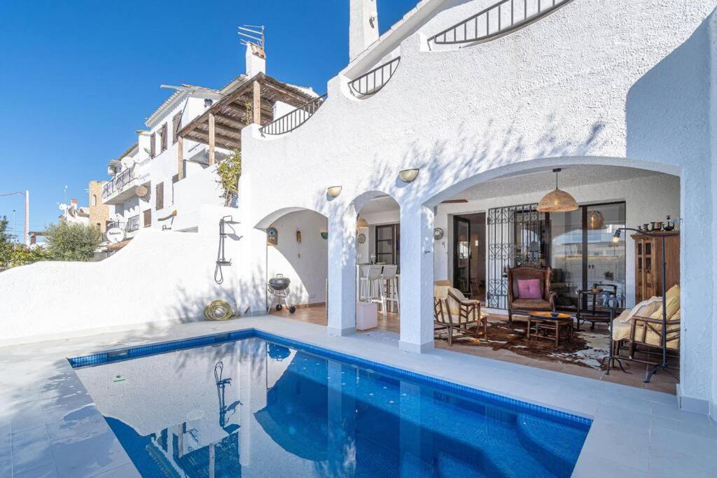 2027 Casa De Pescador Con 3 Habitaciones, Piscina Y Amarre By Homeselectspain Empuriabrava Kültér fotó